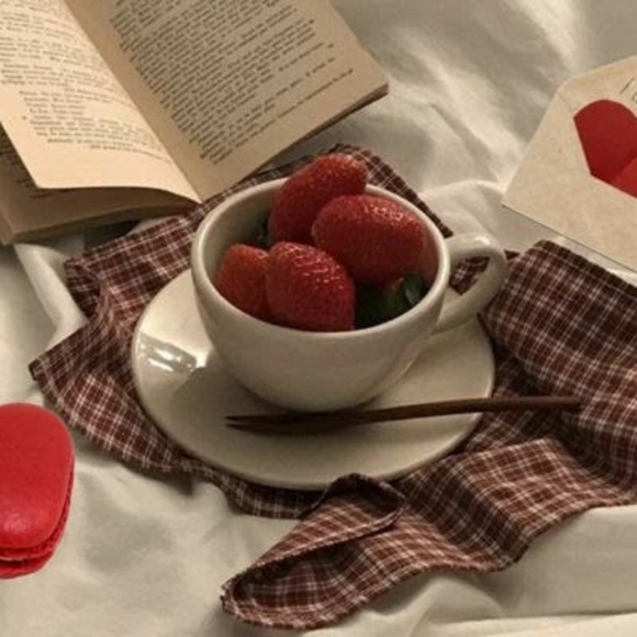 Meet your Posher, Eman - Picture 1 of 1